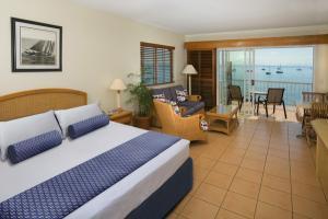 Coral Sea Resort Hotel
