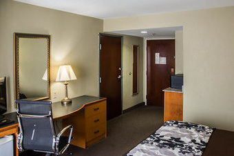 Sleep Inn And Suites Pineville Hotel