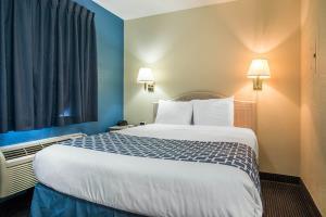 Suburban Extended Stay Hilton Head Hotel