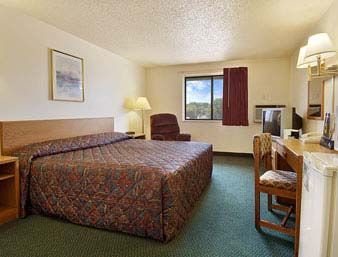 Super 8 Motel Hotel