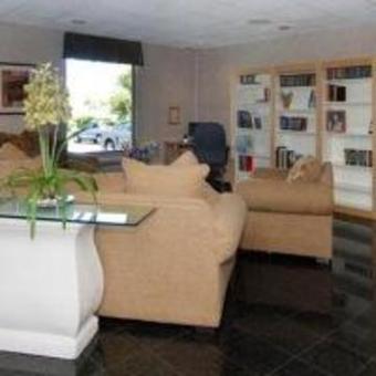 Quality Inn Wine Country Hotel