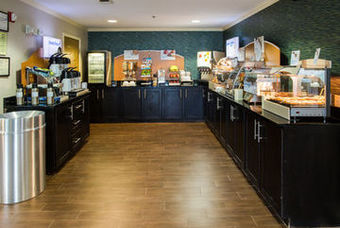 Holiday Inn Express Hotel