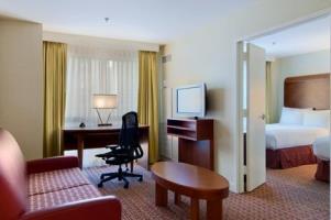 Hilton Suites Chicago/magnificent Mile Hotel