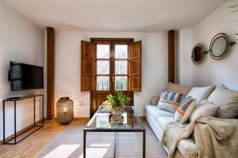 Alhambra Dreams - Luxury & Romantic Hideaway Apartment