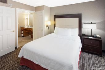 Homewood Suites By Hilton Indianapolis At The Crossing Hotel