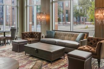 Homewood Suites By Hilton Charleston Historic District Hotel