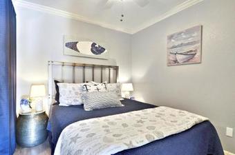 Victorian 5206-blue Sky Harbor Condo Apartment