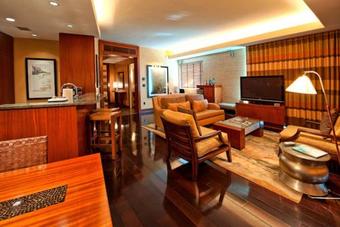 Luxury Hotel Condo In Bal Harbour (3) Apartment