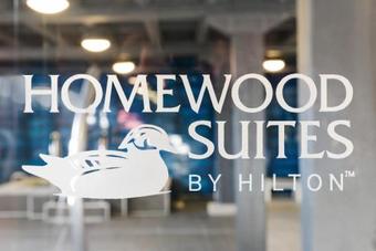 Homewood Suites By Hilton Milwaukee Downtown Hotel
