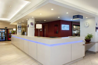 Holiday Inn Express Glasgow Airport Hotel