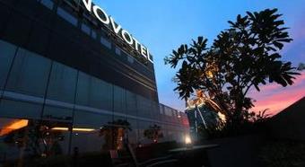 Novotel Bangkok Fenix Ploenchit Hotel