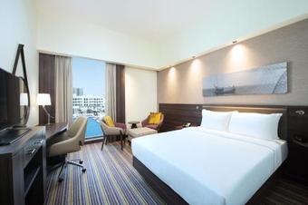 Hampton By Hilton Dubai Airport Hotel
