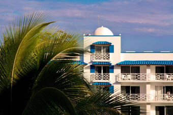 Playa Blanca Resort Hotel