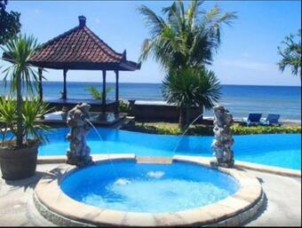 Coral Bay Bungalows Amed Bali Bed & Breakfast
