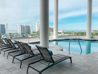 Embassy Suites By Hilton Sarasota Hotel
