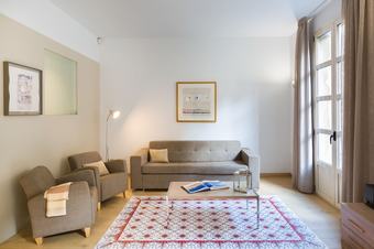 Montaber Rambla Cataluña Apartments