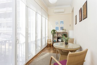 1402 - Elegant City Centre Apartment