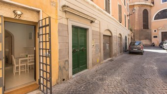 Rental In Rome Studio Pantheon Apartment