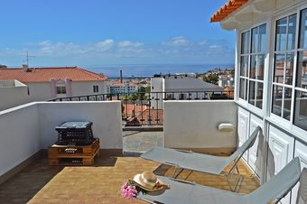 Top Floor With Terrace In Funchal Apartments