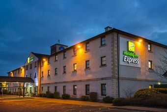 Holiday Inn Express Perth Hotel