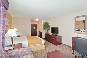Holiday Inn Express Downtown Hotel