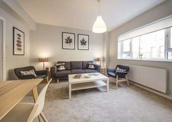 Contemporary Two Bed South Kensington Apartments
