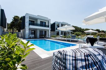 View photos