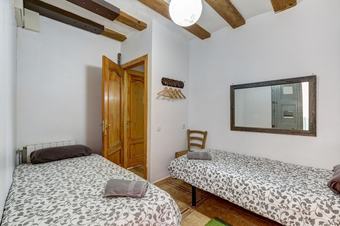 9 Pax Las Ramblas, Montserrat (barcelona) Apartments