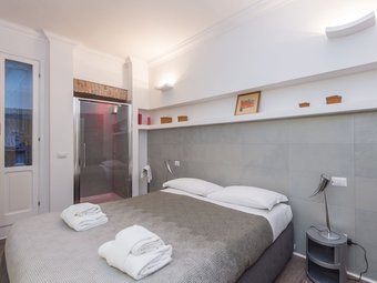 Rsh Luxury One Bedroom Fori Imperiali Apartment