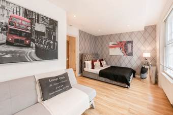 Superb Piccadilly Circus Apartment