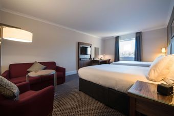 Doubletree By Hilton Edinburgh Airport Hotel