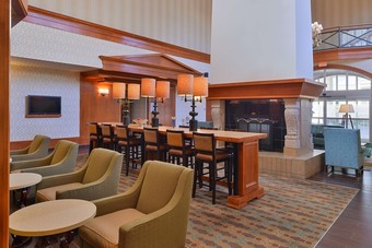 Hampton Inn & Suites By Hilton Calgary- University Northwest Hotel