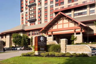 Doubletree Fallsview Resort & Spa By Hilton Niagara Falls Hotel