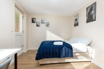 Saltwell Street - Deluxe Guest Room 4 Apartments