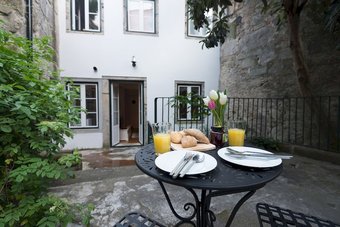 Frs001 · Vinofino 2b Duplex Private Garden · Wifi · View Apartment