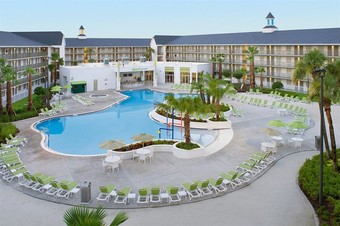 Avanti Resort Hotel