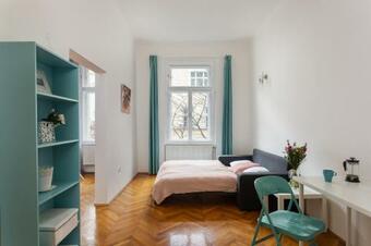 Welcoming Flat In Vinohrady By Prague Days Apartment