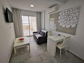 Sol Playa Suites Apartment