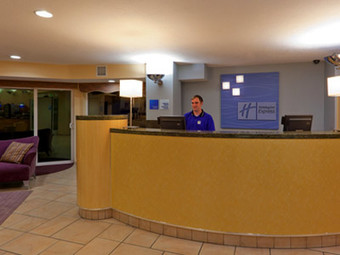 Holiday Inn Express Pacifica Hotel