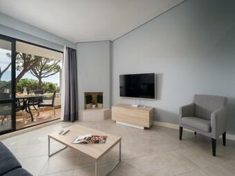 Quinta Do Lago Apartment Sleeps 2 With Air Con And Wifi