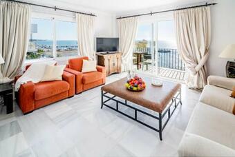 Mdm- Beachfront Penthouse In Marbella Apartment