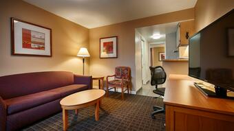 Best Western Capilano Inn And Suites Hotel