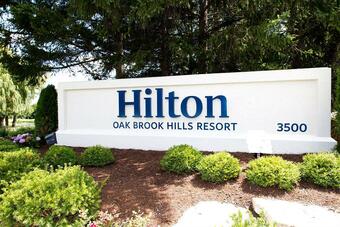 Hilton Chicago/oak Brook Hills Resort & Conference Center Hotel