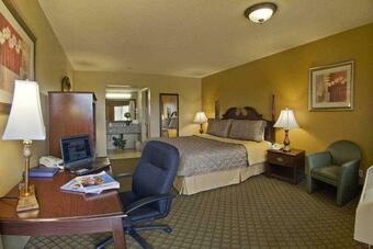 Best Western Los Alamitos Inn & Suites Hotel