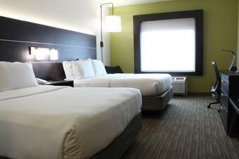 Holiday Inn Express & Suites Napa American Canyon Hotel