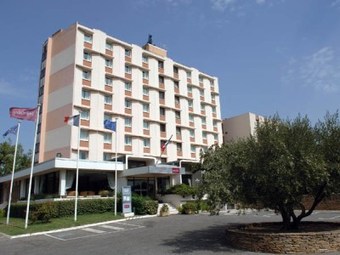 Mercure Arles Camargue Hotel