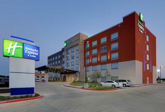 Holiday Inn Express & Suites Dallas Nw Hwy - Love Field Hotel
