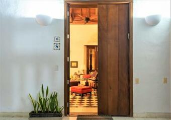 Casa San Pedro - Exclusive 3br Colonial Apt In Centro Historico By Huespedia Apartment
