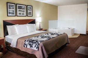 Sleep Inn & Suites Chambersburg Hotel