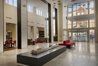 Embassy Suites - Newark Airport Hotel